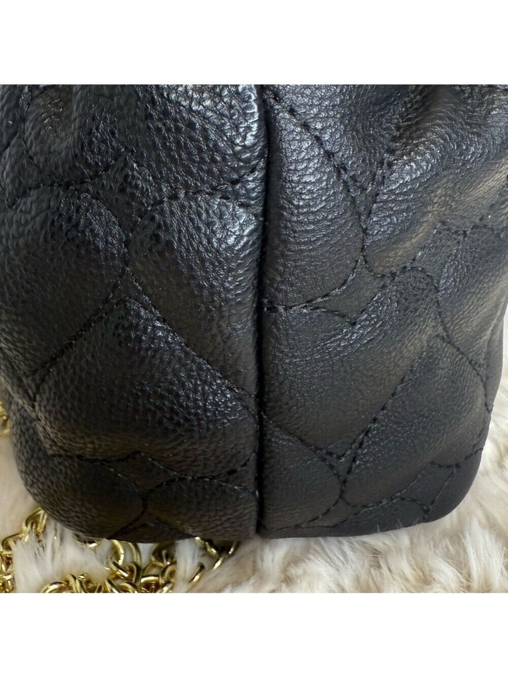 BETSY JOHNSON BLACK HEART QUILTED BAG WITH CHAIN - Picture 6 of 16
